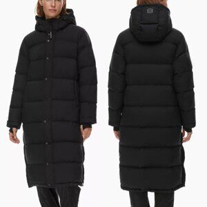 NEW Aritzia Super Puff H20 Long